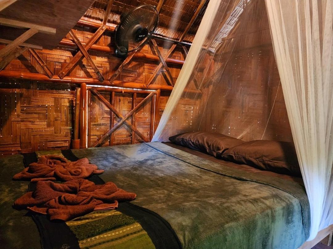 カオソック シルバー クリフ リゾート Khao Sok National Park 部屋 写真